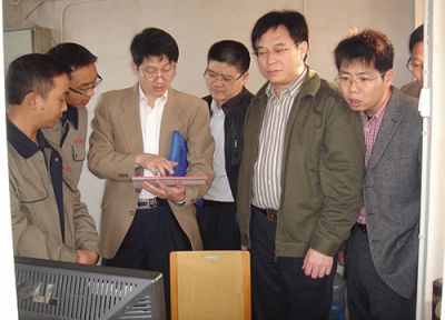 省經(jīng)委、市經(jīng)委領(lǐng)導(dǎo)了解工作情況